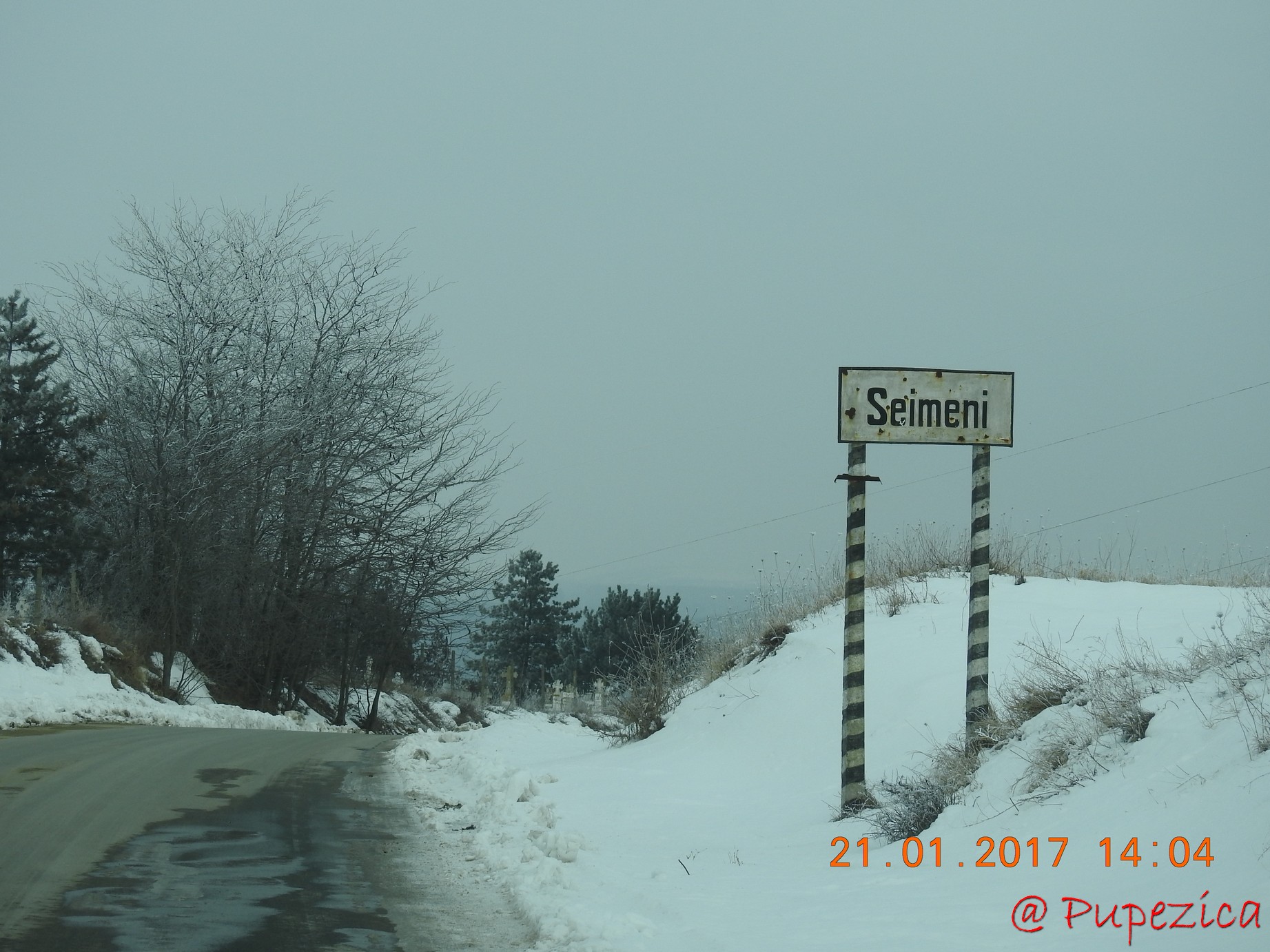 DJ223 - Drumul Frumos catre Delta Dunarii, iarna. Ianuarie 2017. Satul Seimeni pe malul Dunarii