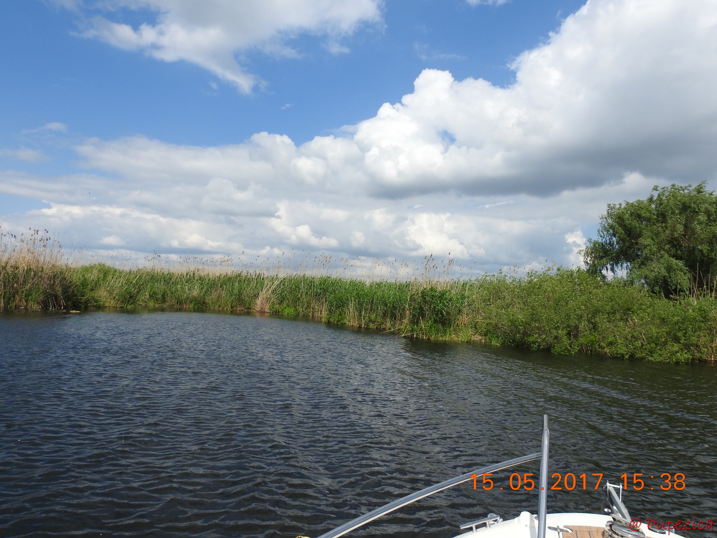 Intrarea Vestica pe Lacul Onofrei de pe Garla Perivolovca