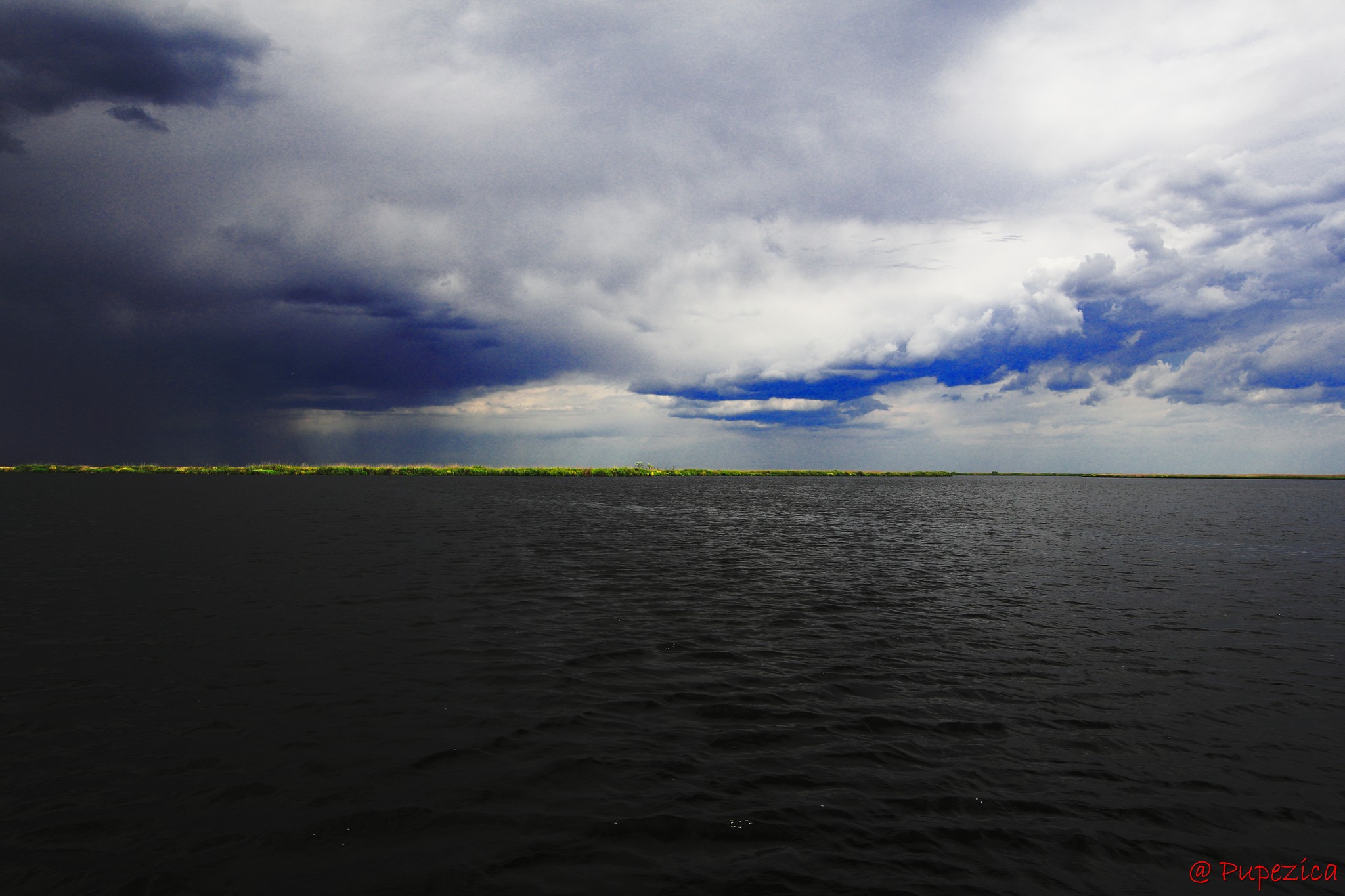 Lacul Lungulet din Delta Centrala