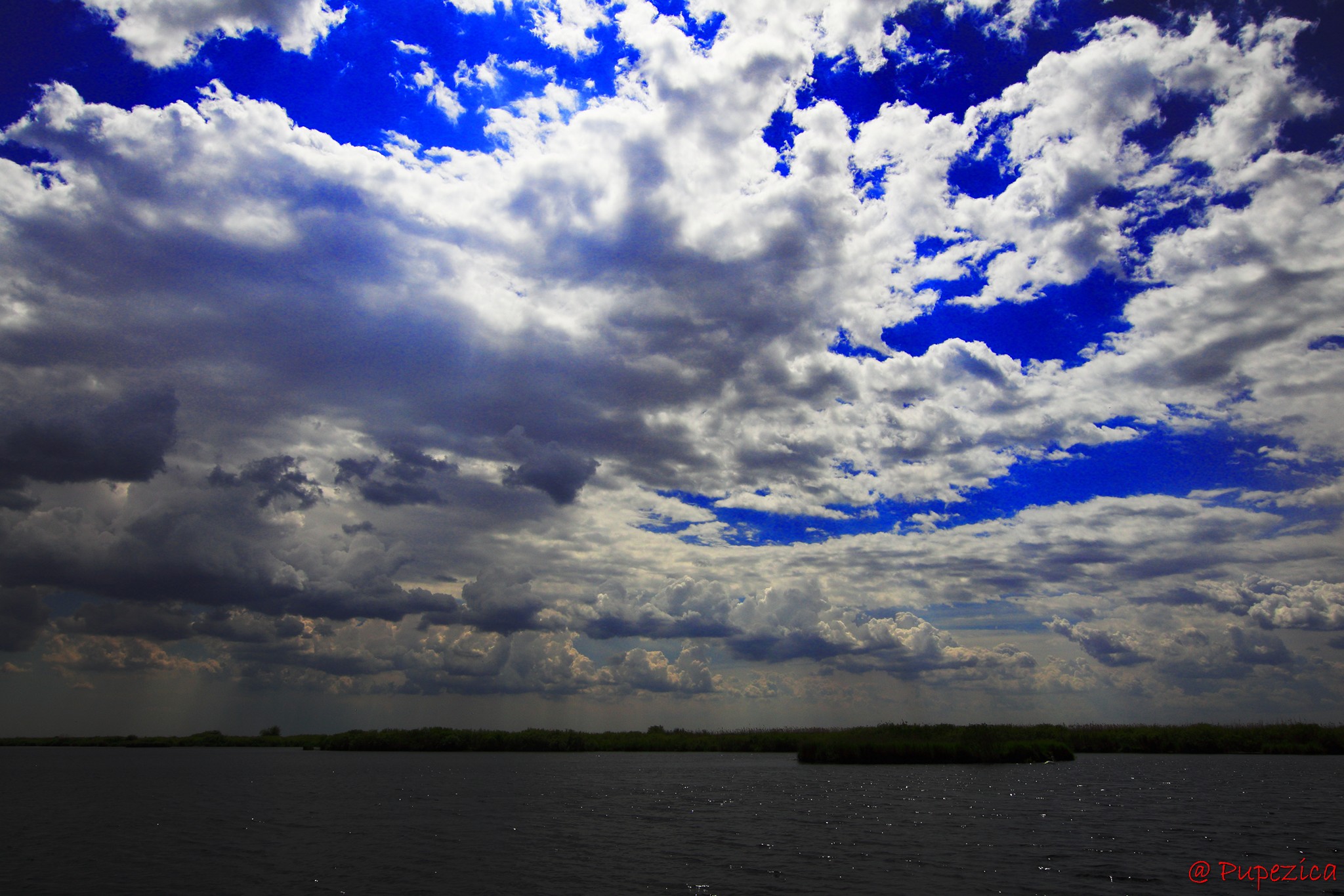 Lacul Lungulet din Delta Centrala